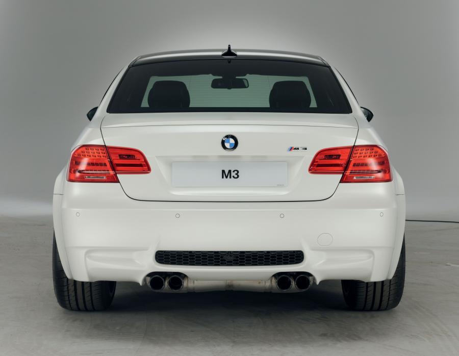  BMW M3 Performance Edition 2012 года  (UK) (фото 7 из 10)